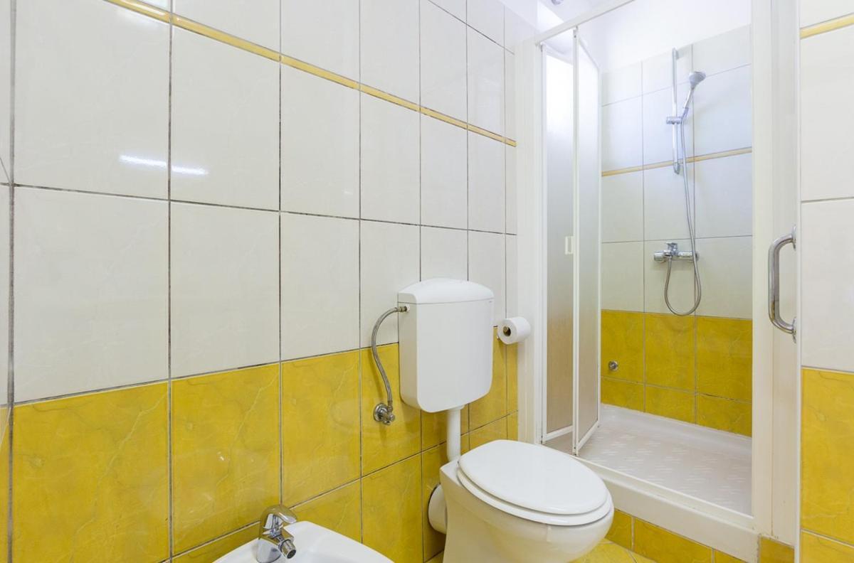 Apartments Lidija Ližnjan Екстериор снимка